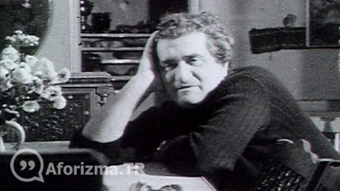 Her şey çürüyor canım kardeşim bu dünyada, hatıralar bile