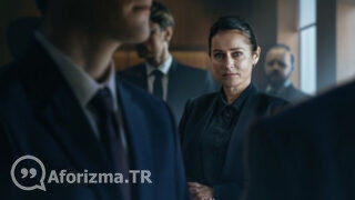 Bazıları ilkeleri için partilerini değiştirir, bazıları da partileri için ilkelerini sözü