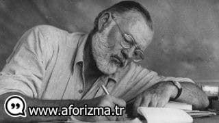 O kadar cesur ve sessizsin ki acı çektiğini unutuyorum