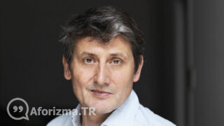 Bir müzik eserinin kalitesini anlamak için ayağa güvenin sözü