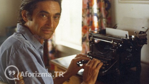 Masum insanları öldürmenin utancını kapatacak büyüklükte bir bayrak yoktur