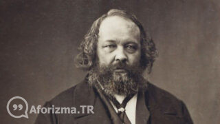 Ne zaman bir devlet başkanı tanrıdan söz etse sözü