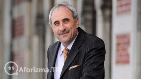 Yıkıldı yolunu bekleyen şehir, şimdi gelsen de bir, gelmesen de bir