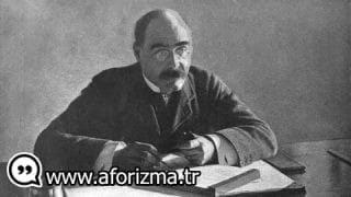 Herkes şu veya bu noktada bir parça kaçıktır