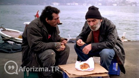 Soğuk olan hava değil Mahsun. İnsanlar soğuk, hayat çok soğuk
