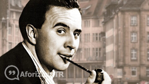 Gerçek, kasabanın fahişesi gibidir