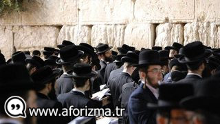 Çok düğünde dans edersen, çok cenazede ağlarsın sözü