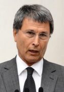 Yusuf Halaçoğlu